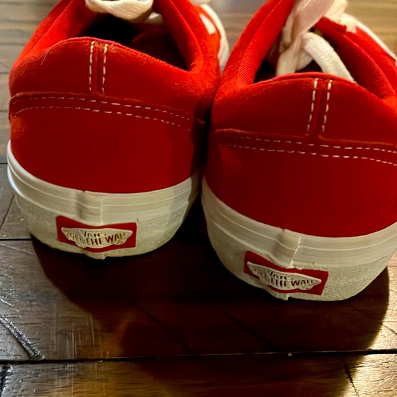 VANS OLD SKOOL PRO SUEDE RED SNEAKER SHOES - Picture 4 of 5
